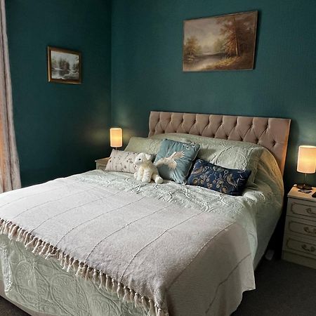 Robin'S Hollow: 2Bd Home Near Wrexham Afc Extérieur photo